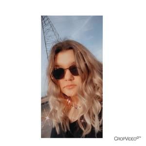 Meet your Posher, Makensie